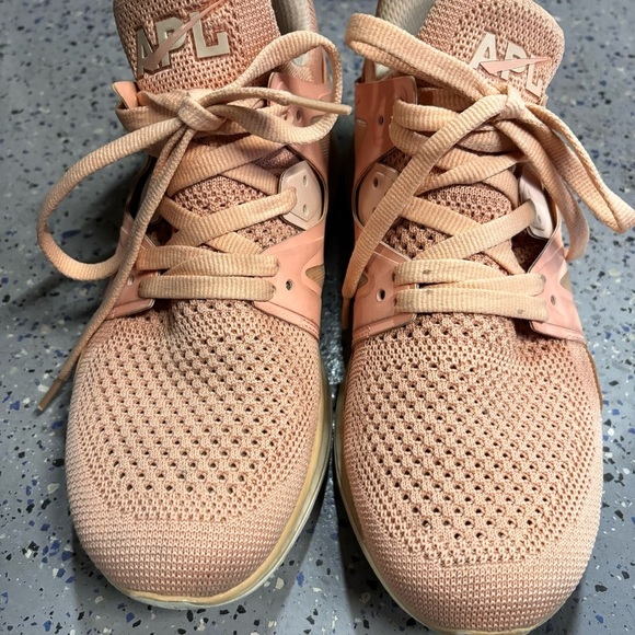 APL Ascend Rose Gold Slip-On Sneakers Size‎ 8 - Picture 3 of 7